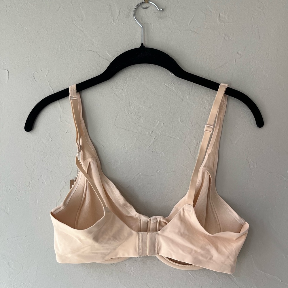 SKIMS SMOOTHING INTIMATES UNLINED MINIMIZER BRA IN SAND 36C - Picture 4 of 4